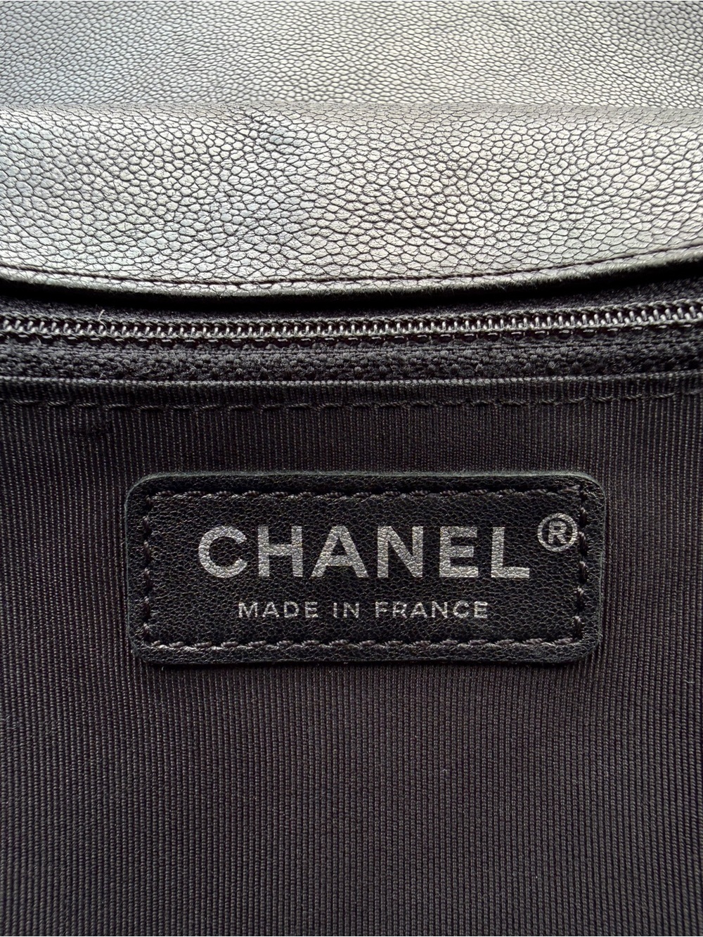 CHANEL Black Caviar Quilted Flap Boy Bag New Medium Aged Silver HW Luxury Chain - Picture 12 of 14